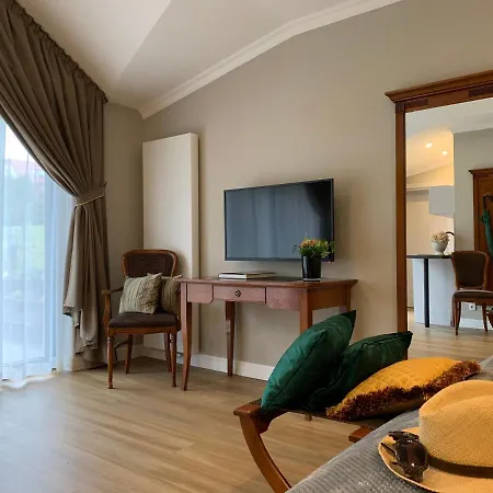 Oasis & Апарт-отель