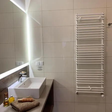 Oasis & Реваль