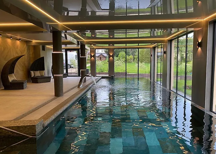 아파트호텔 Oasis & 4*